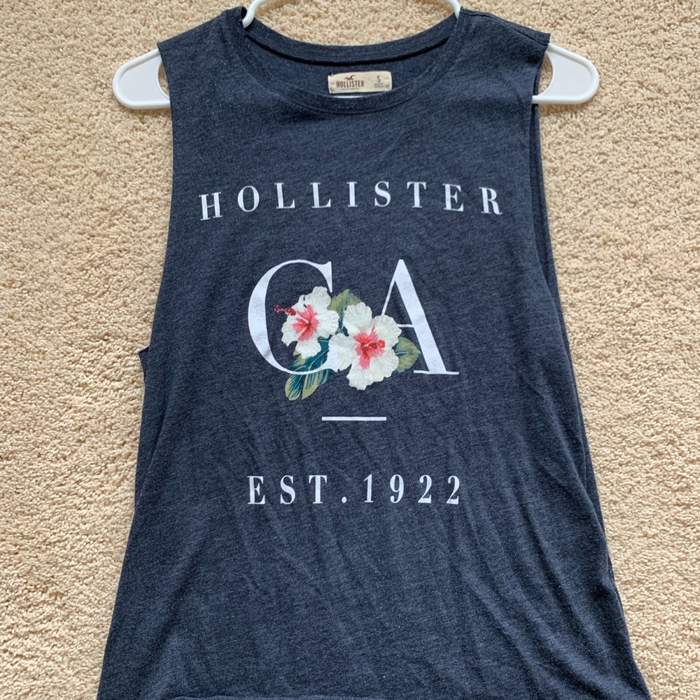 Hollsiter Muscle Tee